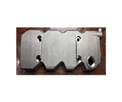 汽车气阀盖 （四缸）